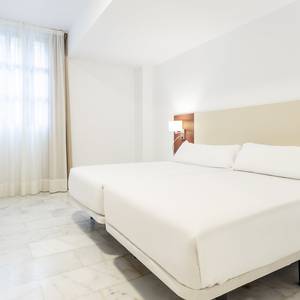 Habitación doble estándar Hotel ILUNION Hacienda de Mijas